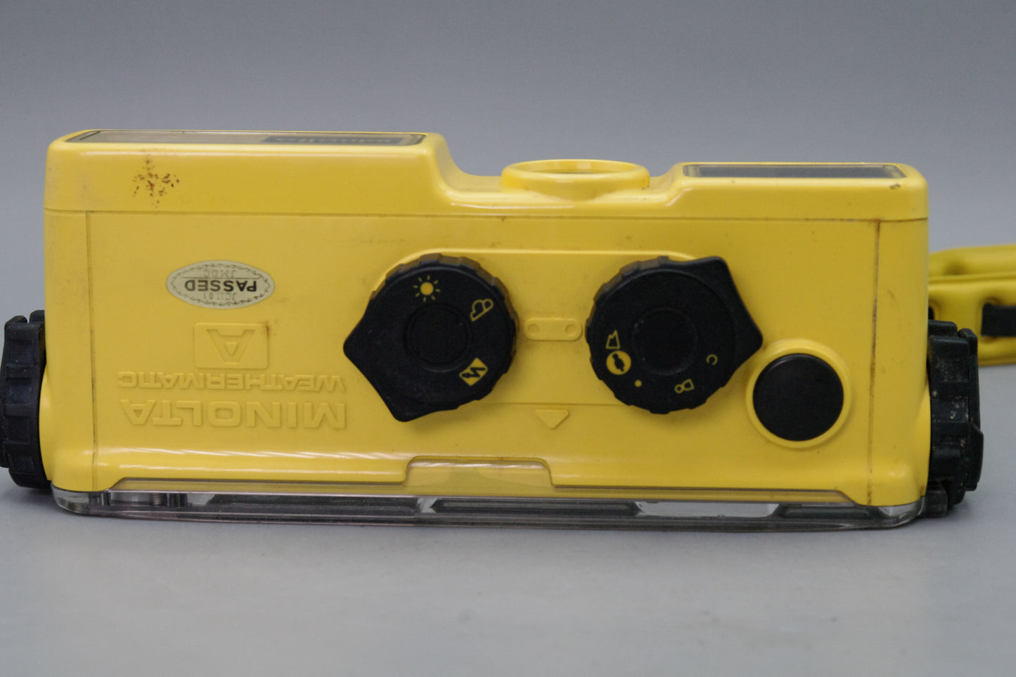 Minolta Weathermatic A 110 Camera – Tested – Winds &amp; Flash Fires – Vintage 110