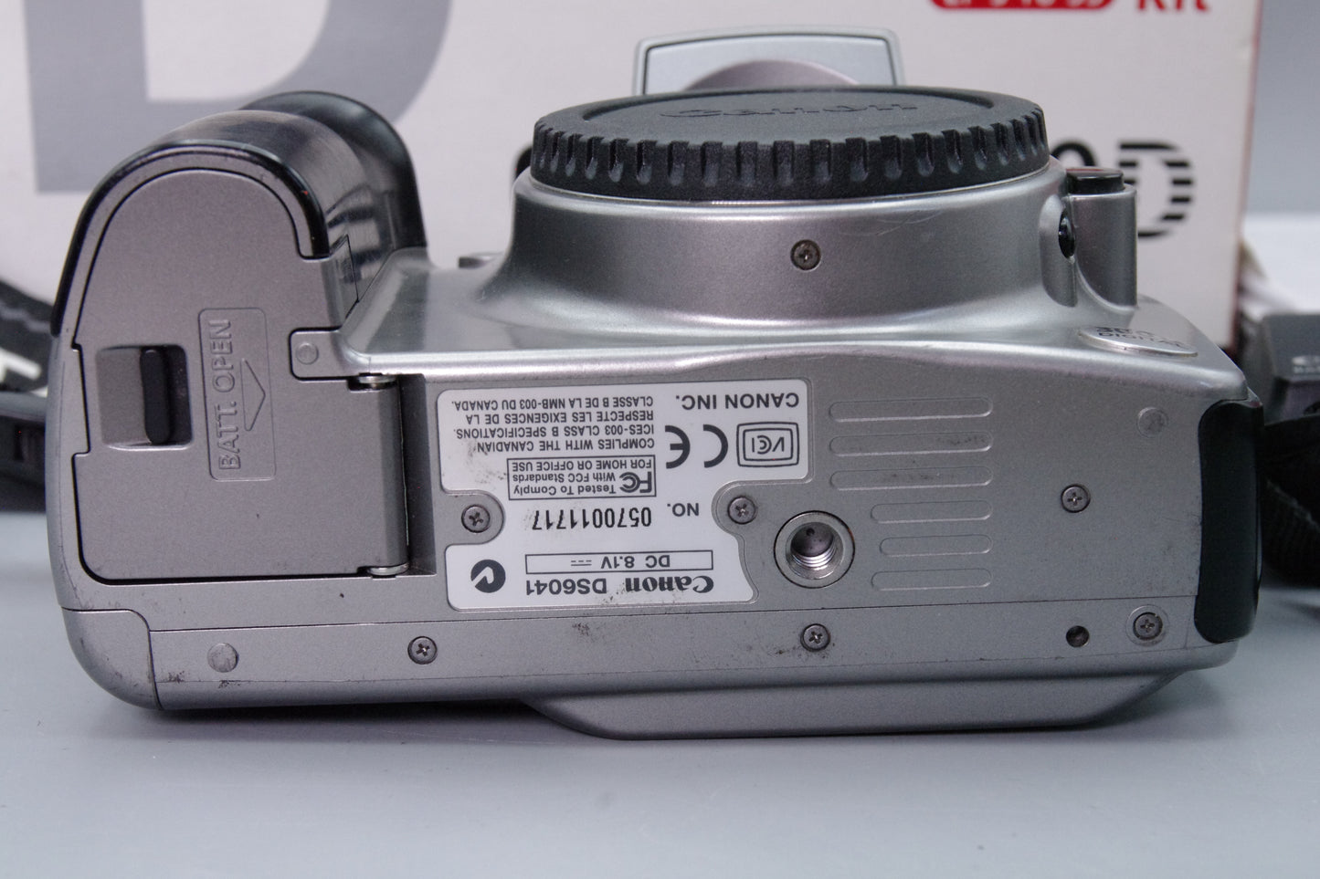 Canon EOS 300D 6.3MP DSLR – Boxed – Excellent Condition – Charger & Paperwork