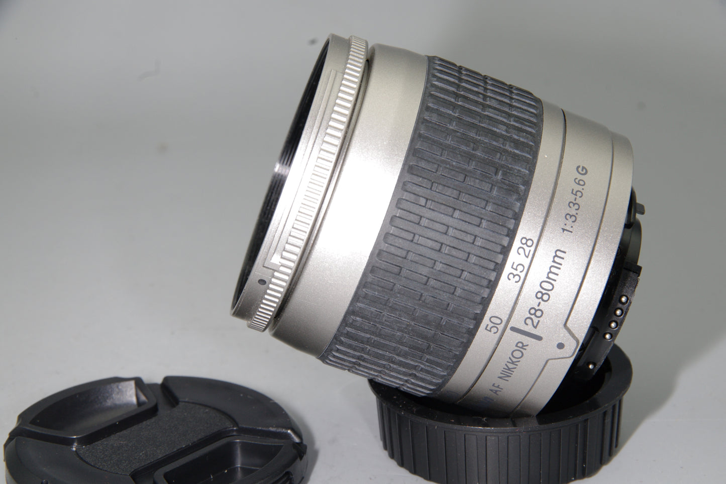 Nikon AF Nikkor 28–80mm f/3.5–5.6G – Silver, Lightweight AF Zoom