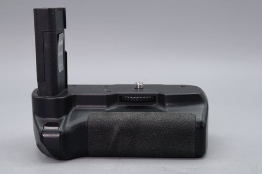 BP‑D60 Battery Grip for Nikon D60 – Third‑Party Model – VGC – Tested