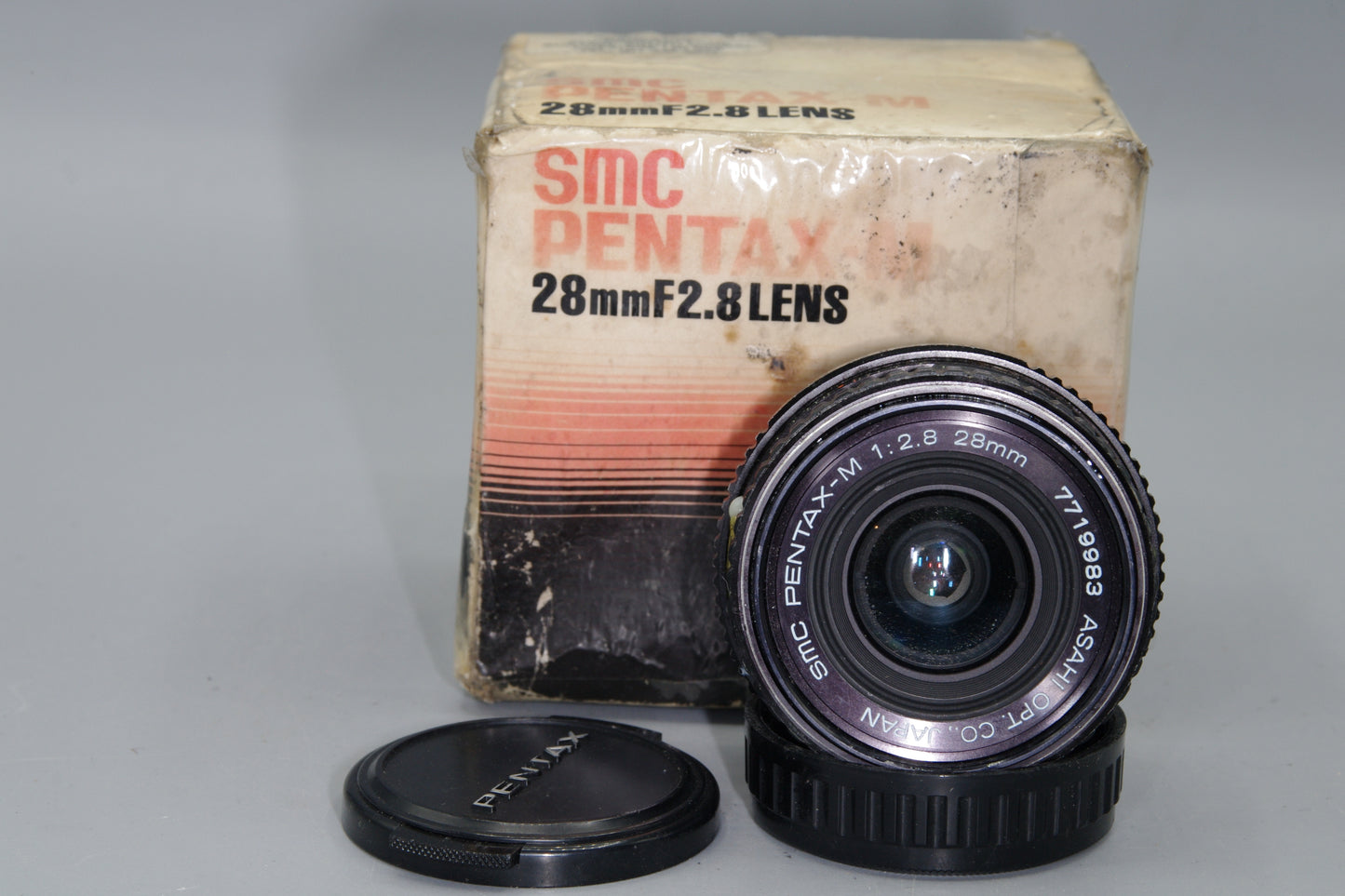 SMC Pentax-M 28mm F/2.8 Wide Angle  Lens- Pentax K Mount - Fungus