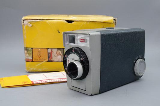 Kodak Brownie 8mm Movie Camera F/2.7 – With Original Box – Tested – Vintage Cine