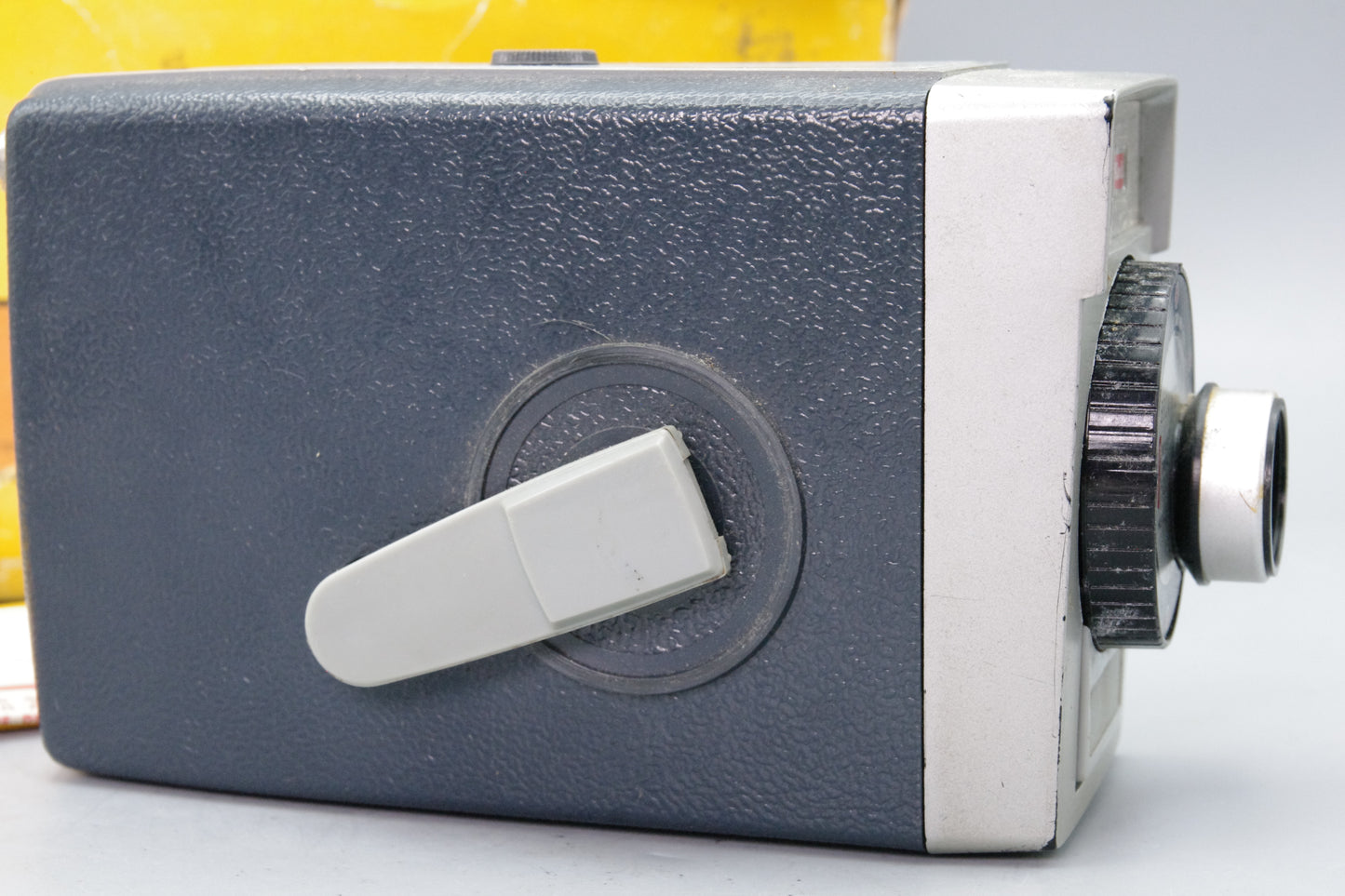 Kodak Brownie 8mm Movie Camera F/2.7 – With Original Box – Tested – Vintage Cine