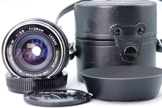 Olympus OM-System G.Zuiko Auto-W 28mm f3.5 Lens Case Hood Caps Excellent