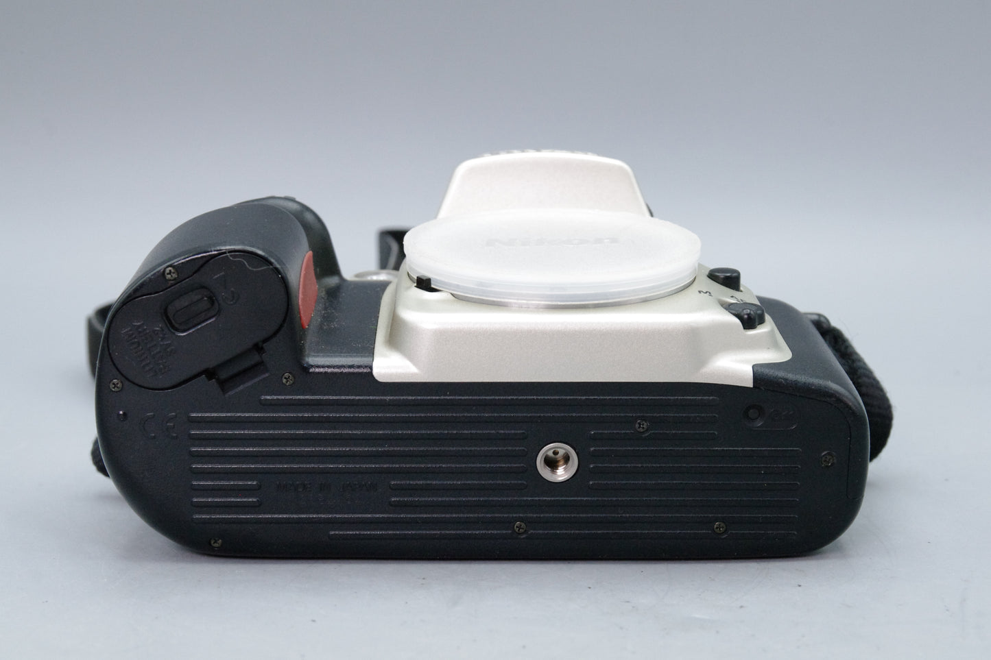 Nikon F60 35mm Film SLR – Tested &amp; Working – Excellent Condition