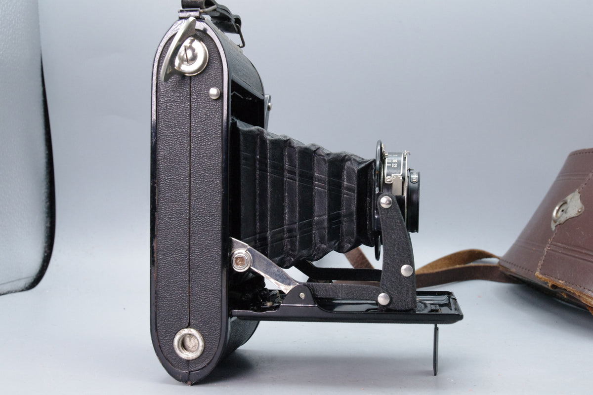 Voigtlander Bessa 6x9 Folding Camera Voigtar 10.5cm f7.7 Minor Fungus Very Good