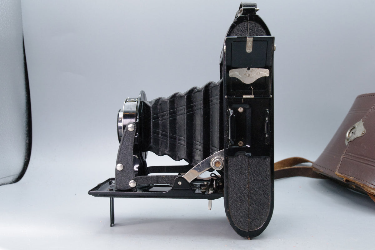 Voigtlander Bessa 6x9 Folding Camera Voigtar 10.5cm f7.7 Minor Fungus Very Good