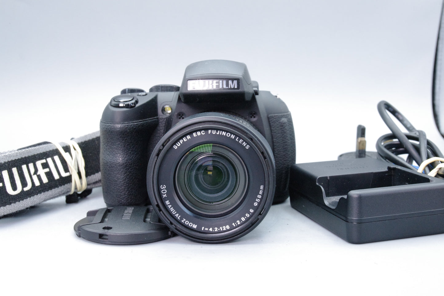 Fujifilm HS30 EXR 16MP Bridge Camera – Excellent – With Battery & Charger