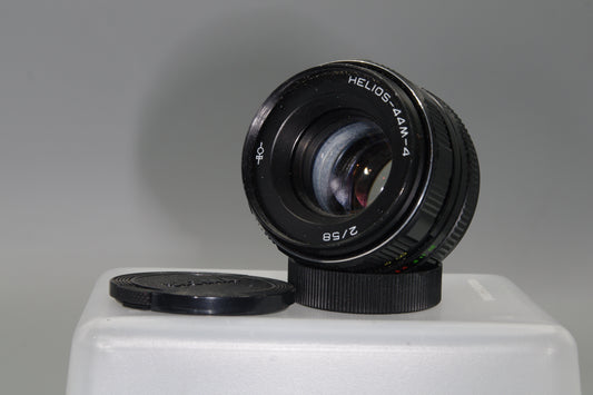 Helios-44-4 58mm f/2 M42 Lens – Swirly Bokeh, Manual Focus, VGC