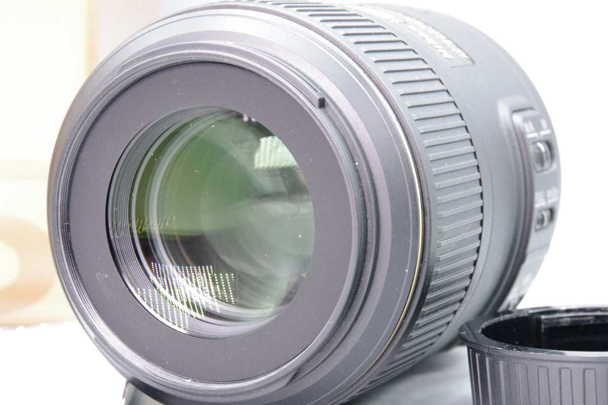 Nikon AF-S VR Micro-Nikkor 105mm f2.8G IF-ED Macro Lens Boxed Excellent