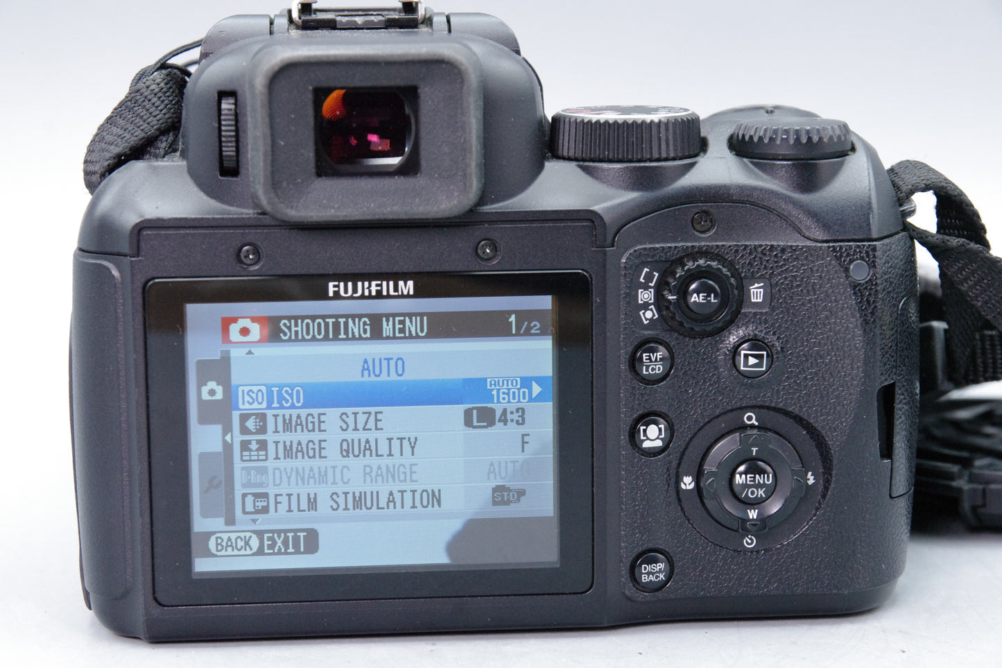 Fujifilm FinePix S200EXR 12MP Bridge Camera – Near Mint – With Battery & Charger