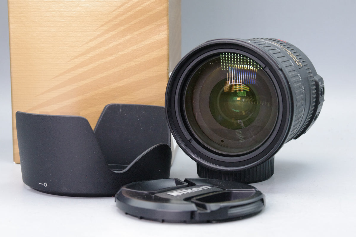 Nikon AF-S DX NIKKOR 18-200mm f3.5-5.6G ED VR II Lens Box Hood Caps Excellent
