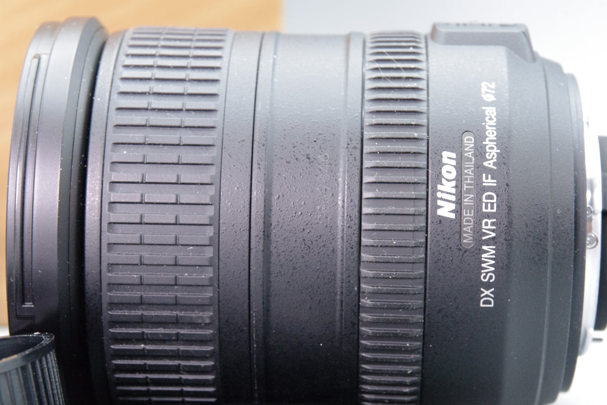 Nikon AF-S DX NIKKOR 18-200mm f3.5-5.6G ED VR II Lens Box Hood Caps Excellent