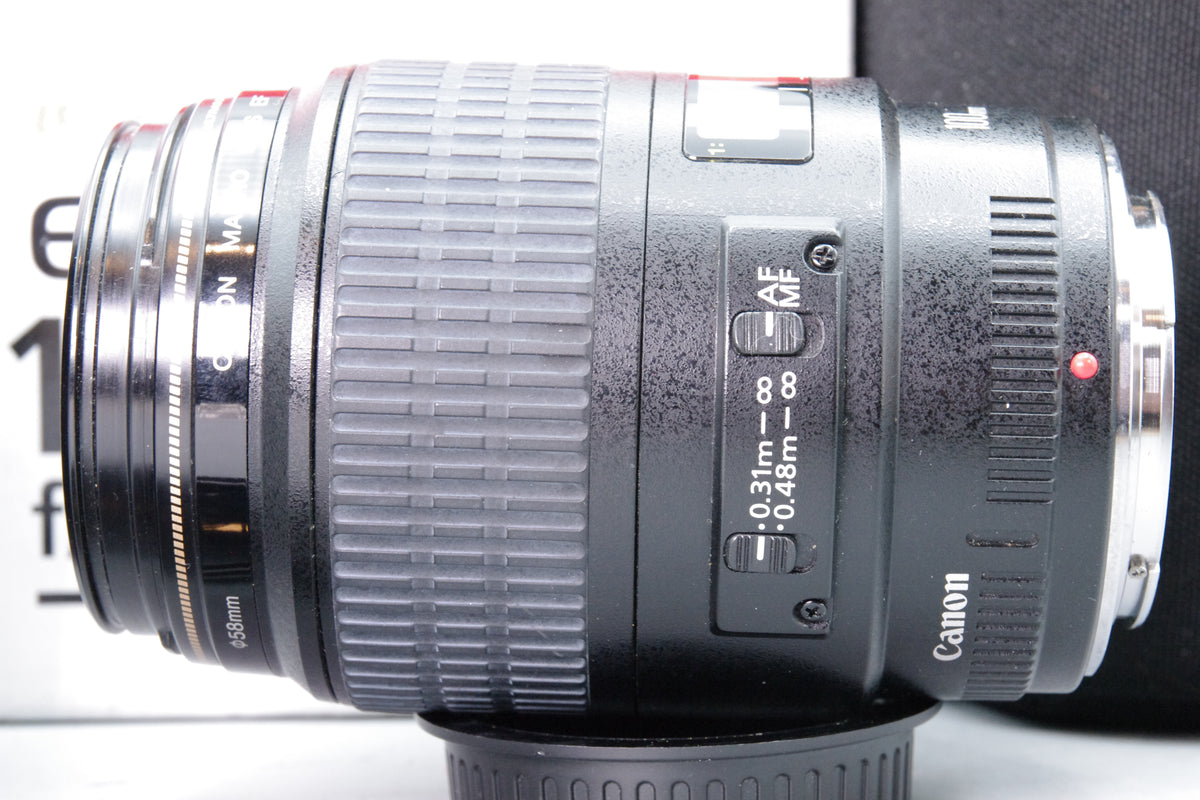 Canon EF 100mm f2.8 Macro USM Lens Box Hood Tamrac Pouch Excellent