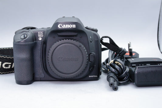 Canon EOS 10D 6.3MP DSLR Body – Tested – Excellent – With Charger &amp; Battery