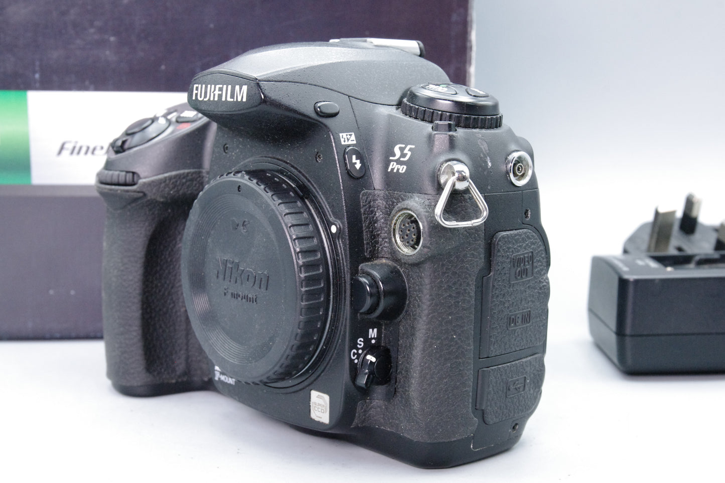 Fujifilm FinePix S5 Pro 12MP DSLR – Boxed – Excellent – With Charger & Battery