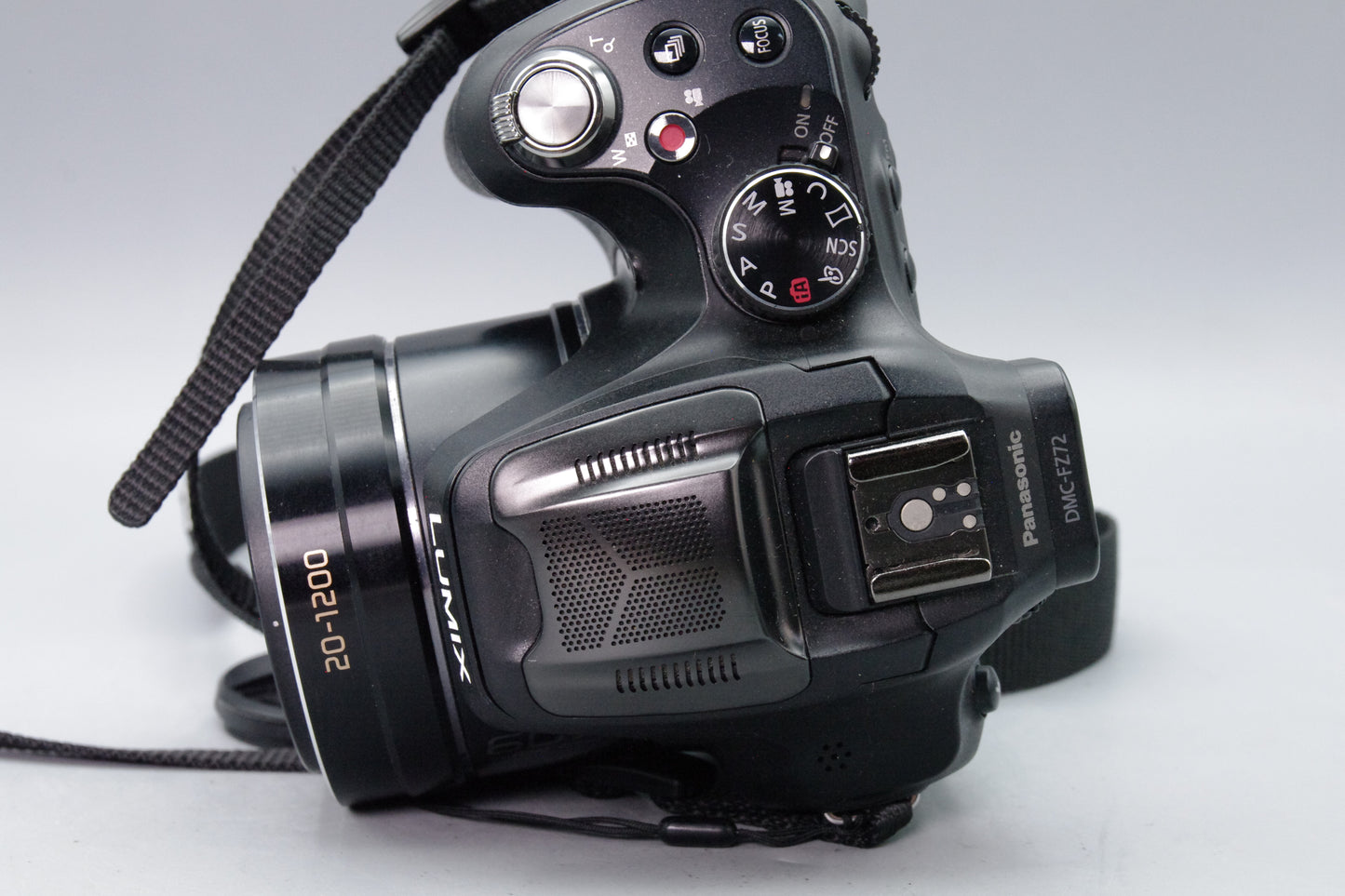 Panasonic Lumix FZ72 16.1MP Digital Bridge Camera - Excellent Condition