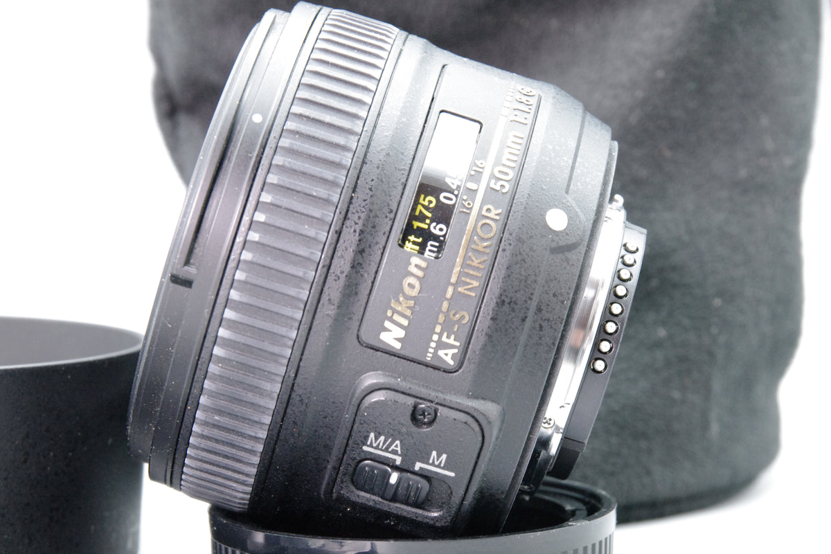 Nikon AF Nikkor 50mm f/1.8G Lens – Excellent Condition – Caps + Hood