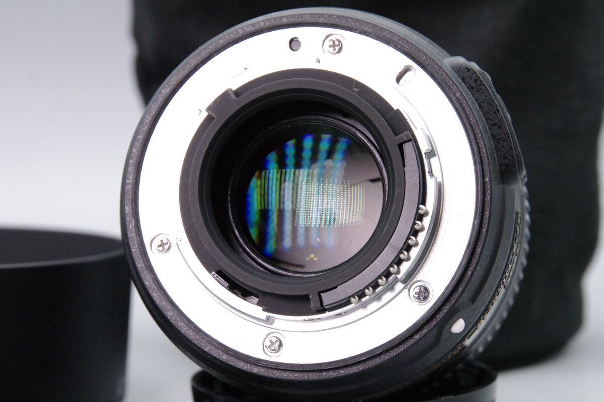Nikon AF Nikkor 50mm f/1.8G Lens – Excellent Condition – Caps + Hood