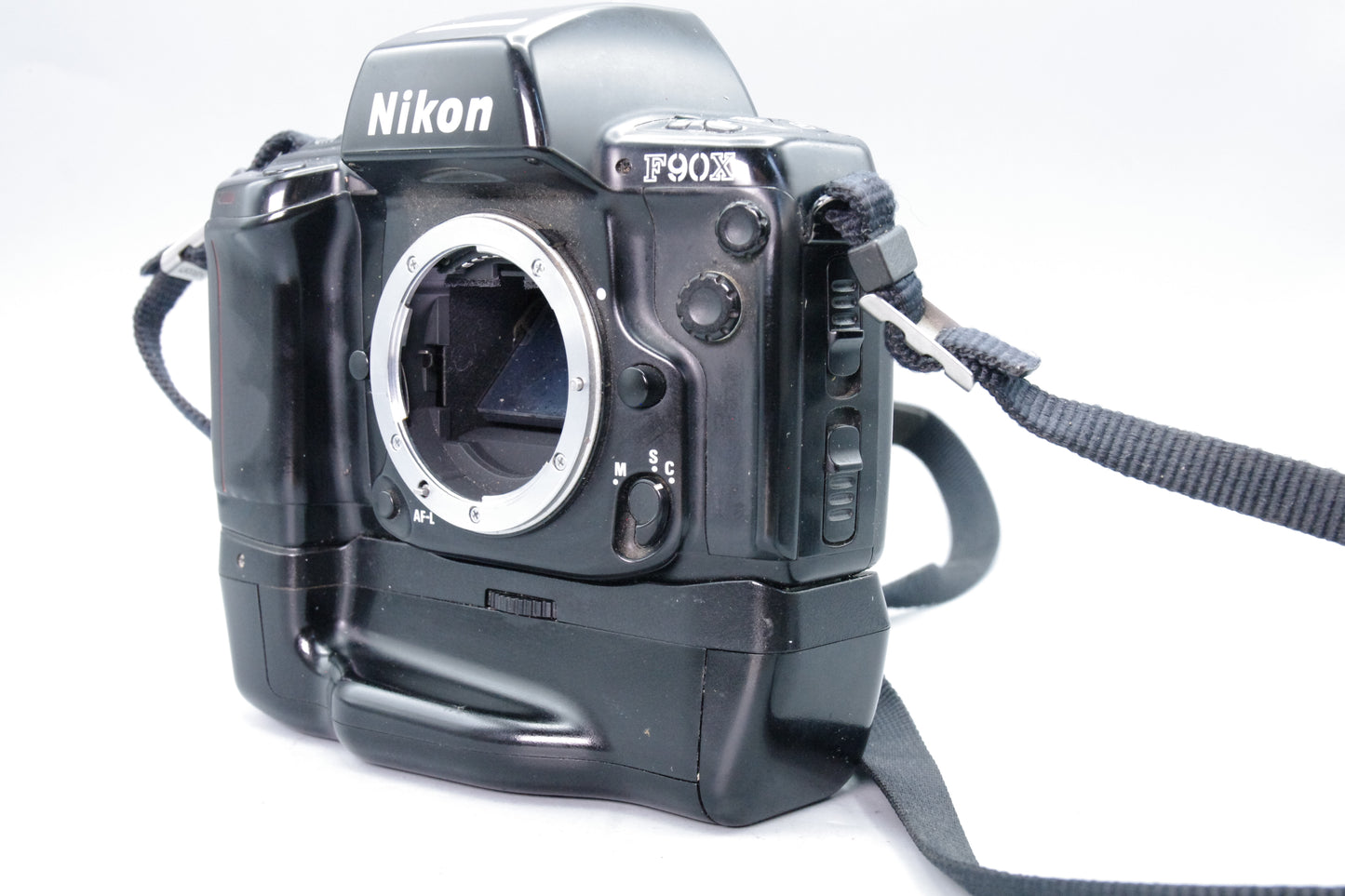 Nikon F90X AF 35mm SLR Camera with MB‑10 Battery Grip – Very Good Cond