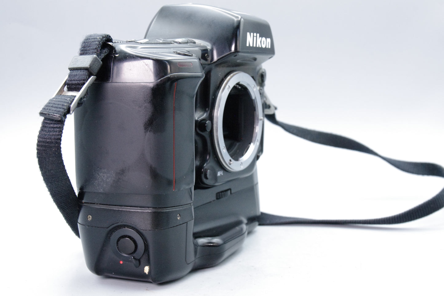 Nikon F90X AF 35mm SLR Camera with MB‑10 Battery Grip – Very Good Cond