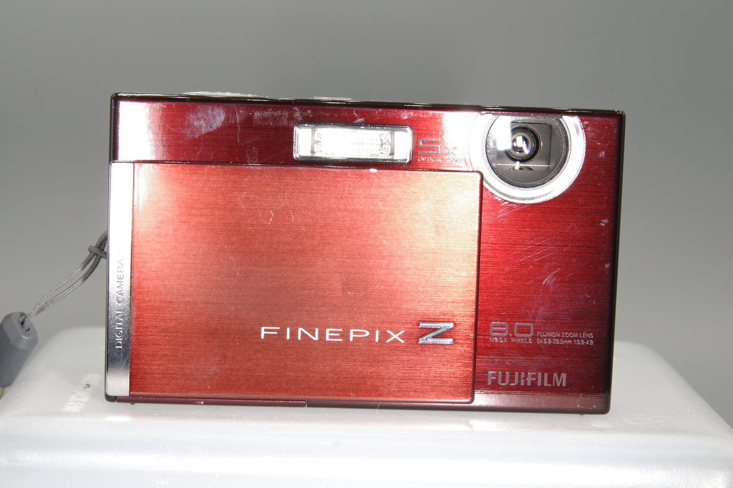 Fujifilm FinePix Z100fd 8MP Digital Camera – Ultra-Slim, 5x Zoom, Face Detection