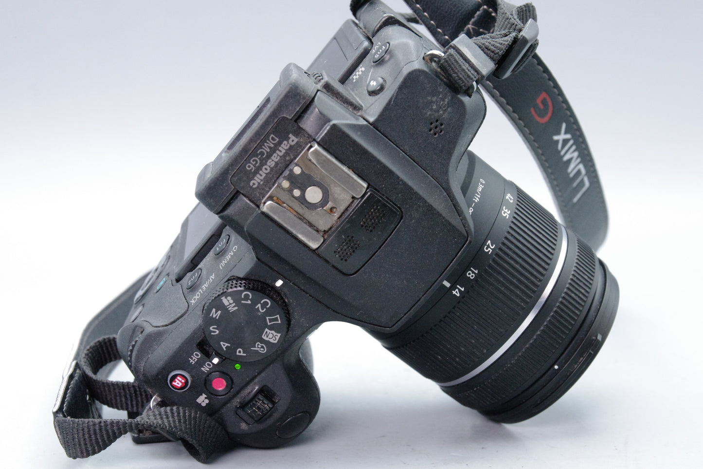 Panasonic Lumix DMC‑G6 16MP Mirrorless Camera + 14‑42mm Lens – S/C 1665 – Excellent