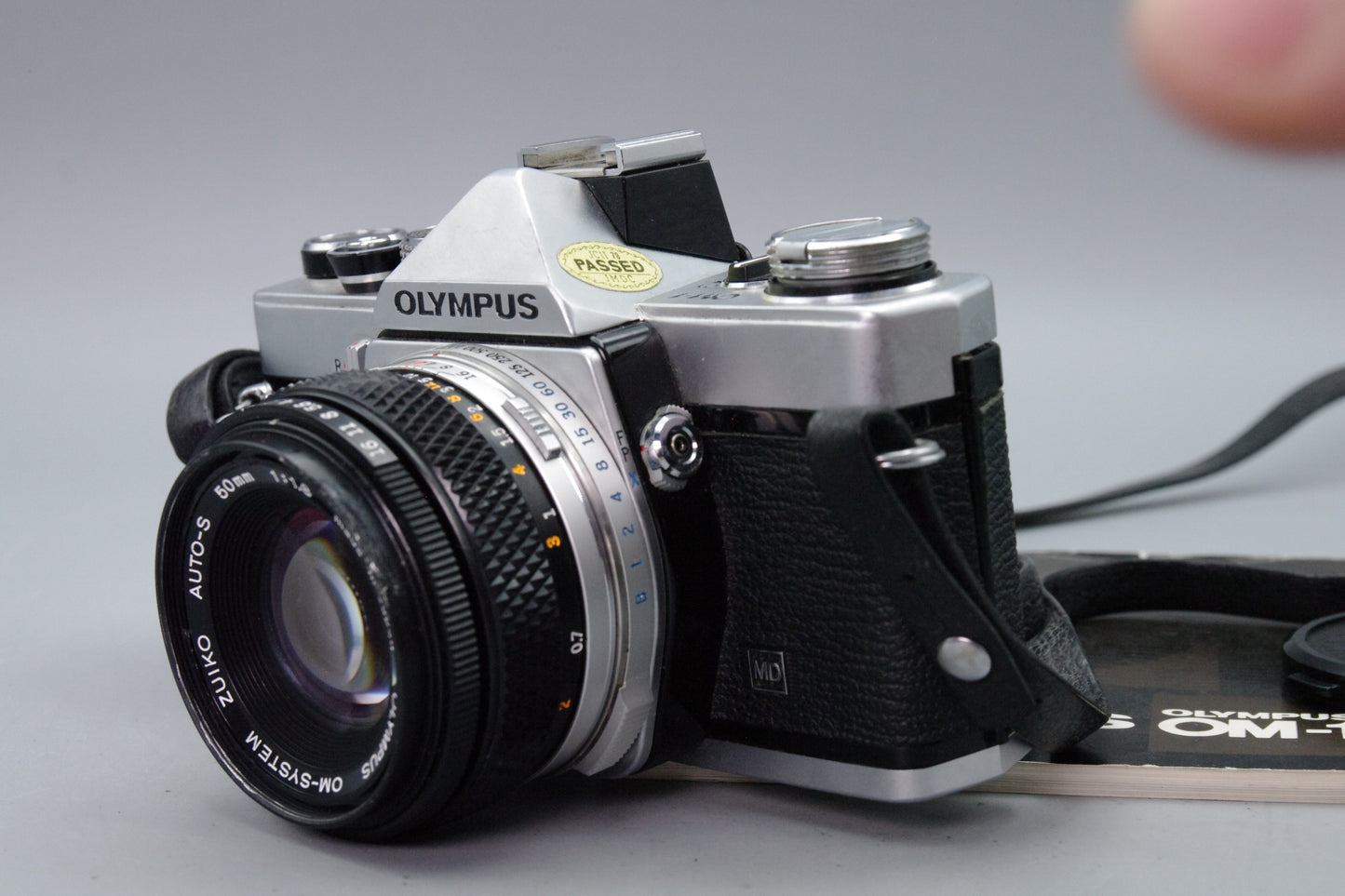 Olympus OM-1 35mm SLR Film Camera + 50mm F1.8 Lens Tested Working Excellent