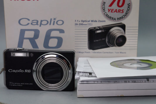 Ricoh Caplio R6 7MP Digital Compact Camera – Boxed – VGC