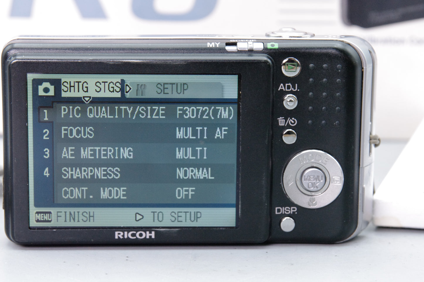 Ricoh Caplio R6 7MP Digital Compact Camera – Boxed – VGC