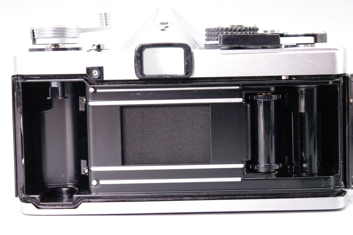 Olympus OM-2 35mm SLR + Zuiko 50mm f/1.8 Lens  - VGC -New Batteries