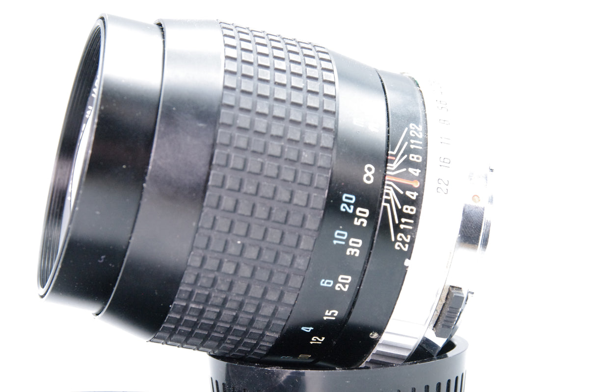 Hoya HMC Tele-Auto 135mm f2.8 Portrait Lens Olympus OM Mount Caps Excellent
