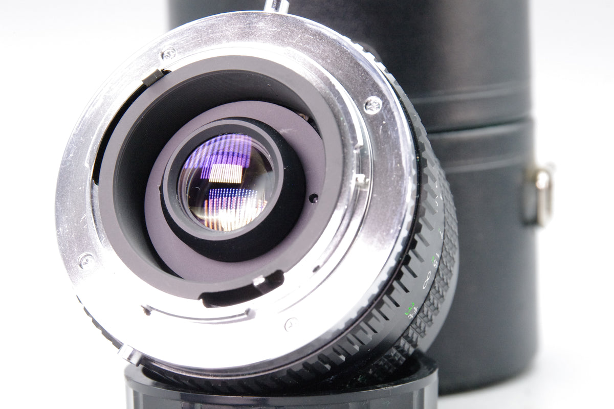 Super OZECK II Auto MC 28mm f2.8 Macro Lens Olympus OM Mount Case Caps Excellent