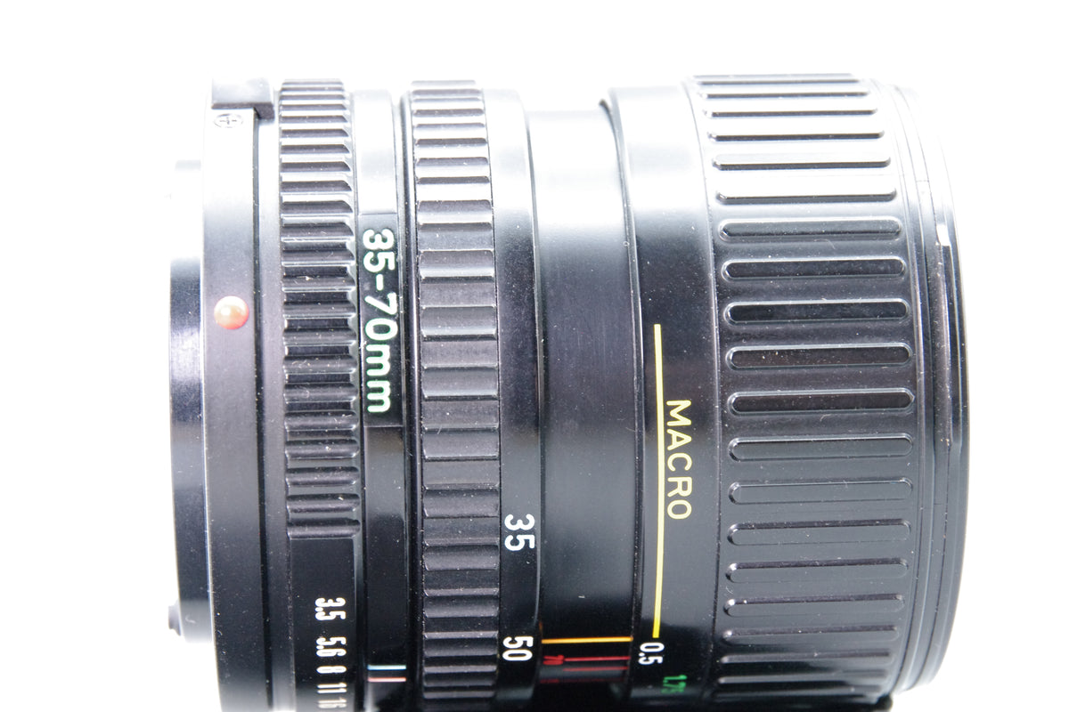 Canon FD 35–70mm f/3.5–4.5 Zoom Lens – Compact, Versatile & Sharp – Excellent Condition