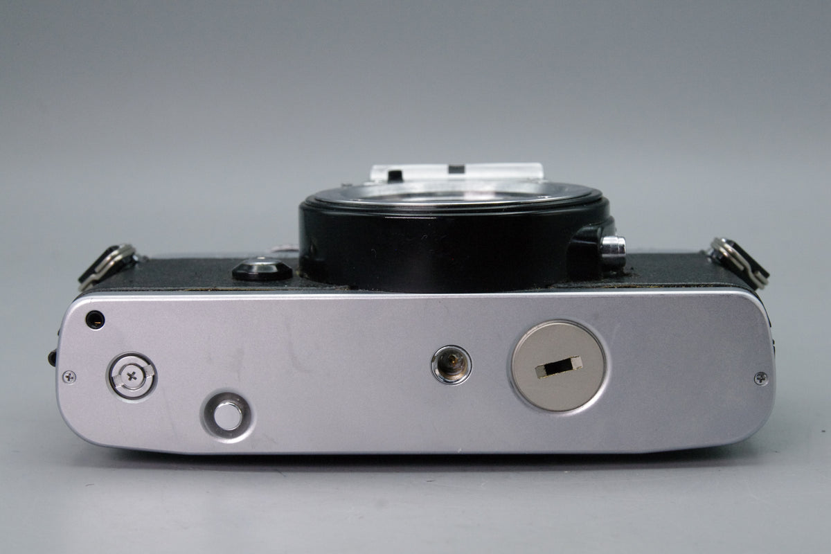 Minolta XD 35mm SLR Camera Body Chrome Dual AE Mode Tested Excellent