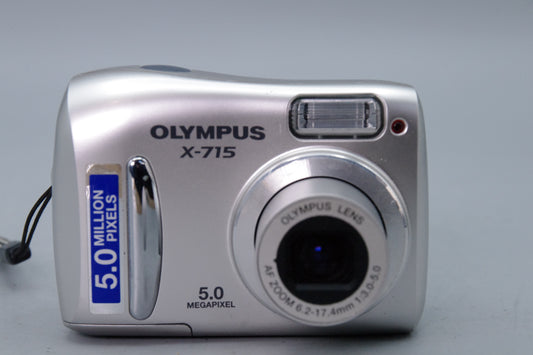 Olympus X‑715 Digital Camera – 5MP – AA Powered – Tested – Very Good Condition