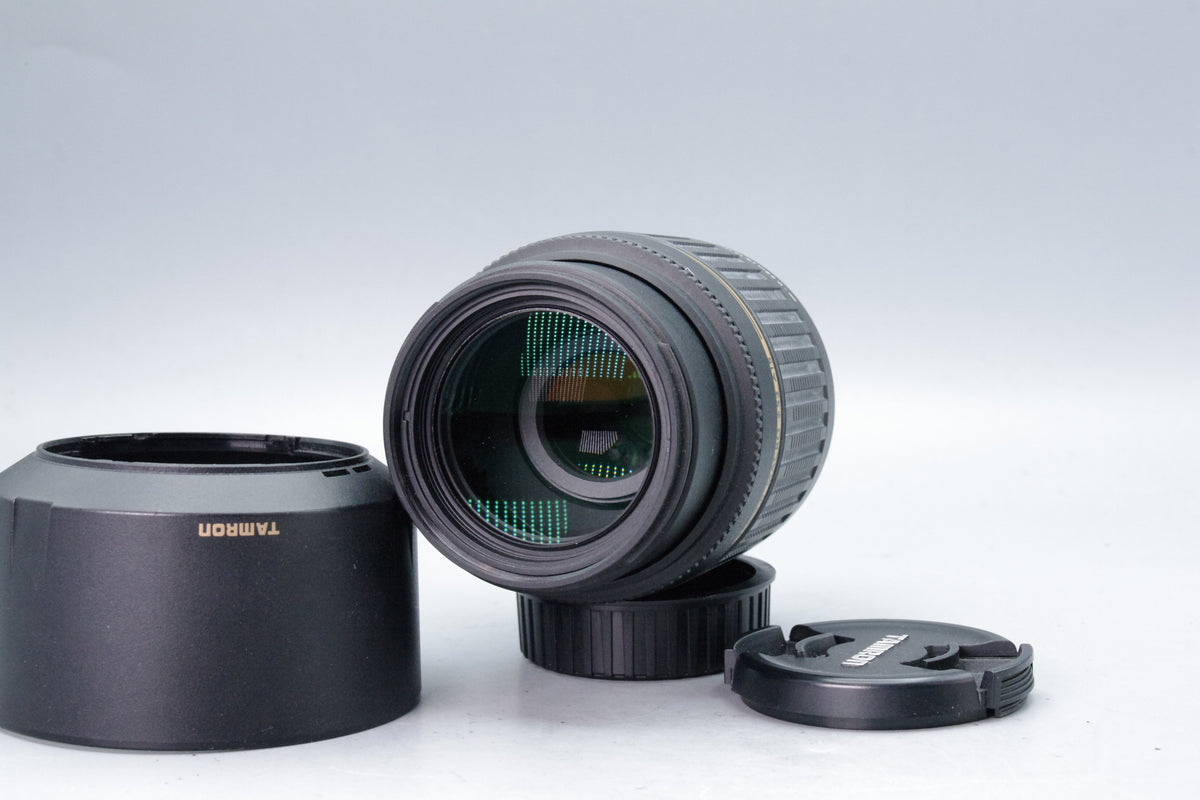 Tamron AF 55-200mm f4-5.6 Di II LD Macro Lens Nikon F Mount Cap Excellent