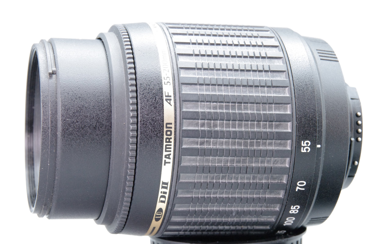 Tamron AF 55-200mm f4-5.6 Di II LD Macro Lens Nikon F Mount Cap Excellent