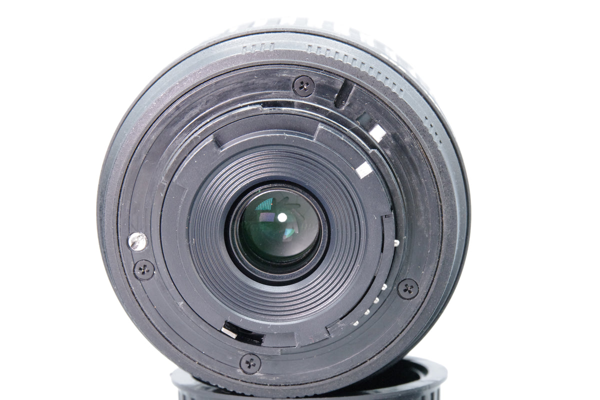 Tamron AF 55-200mm f4-5.6 Di II LD Macro Lens Nikon F Mount Cap Excellent