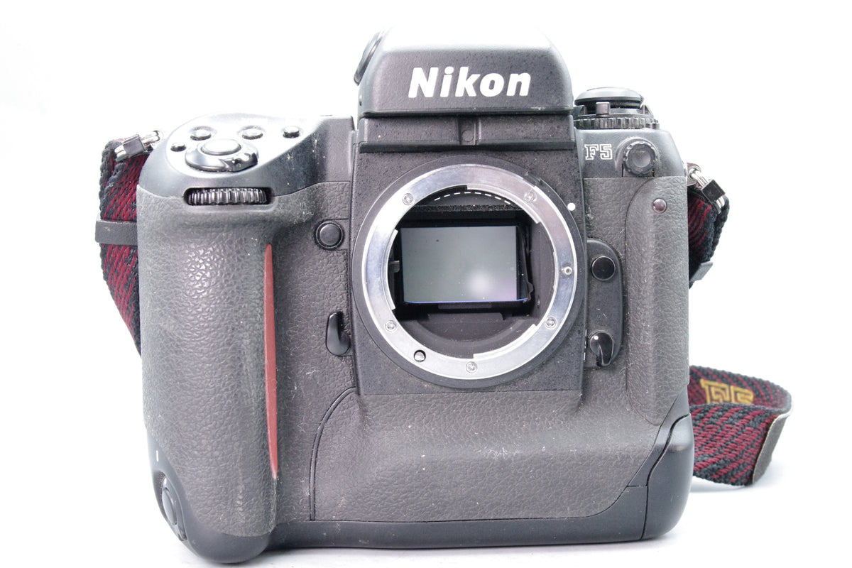 Nikon F5 Professional 35mm SLR Camera – Excellent Condition