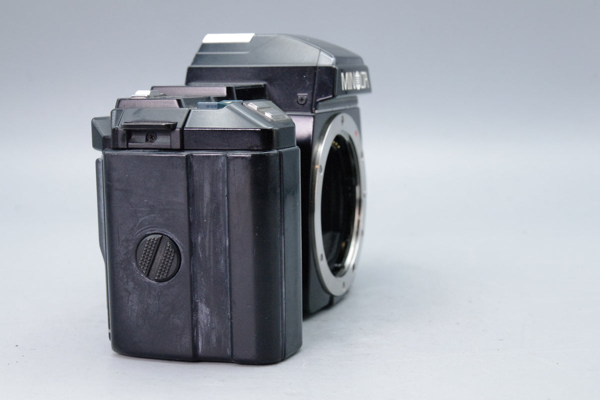 Minolta 7000 AF 35mm SLR Camera Body Black Landmark 1985 Model Tested Very Good
