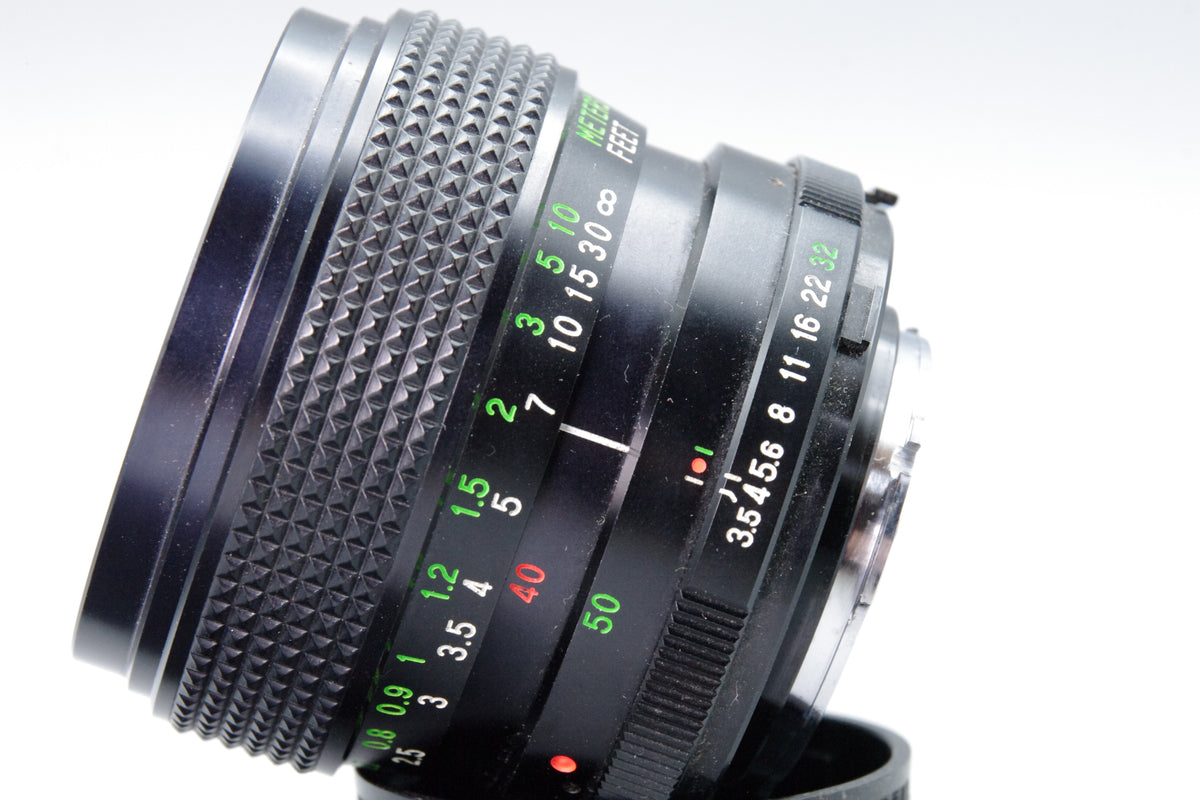 Vivitar 28-50mm f3.5-4.5 MC Zoom Lens Minolta MD Mount Caps Very Good