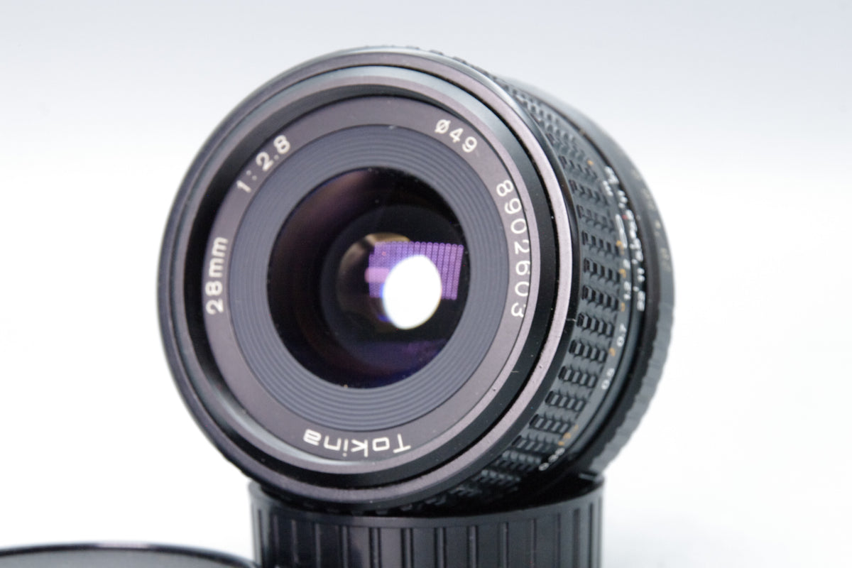 Tokina 28mm f2.8 Wide Angle Prime Lens Minolta MD Mount Caps Very Good