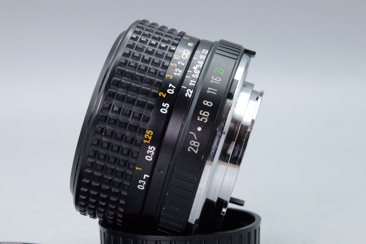 Tokina 28mm f2.8 Wide Angle Prime Lens Minolta MD Mount Caps Very Good
