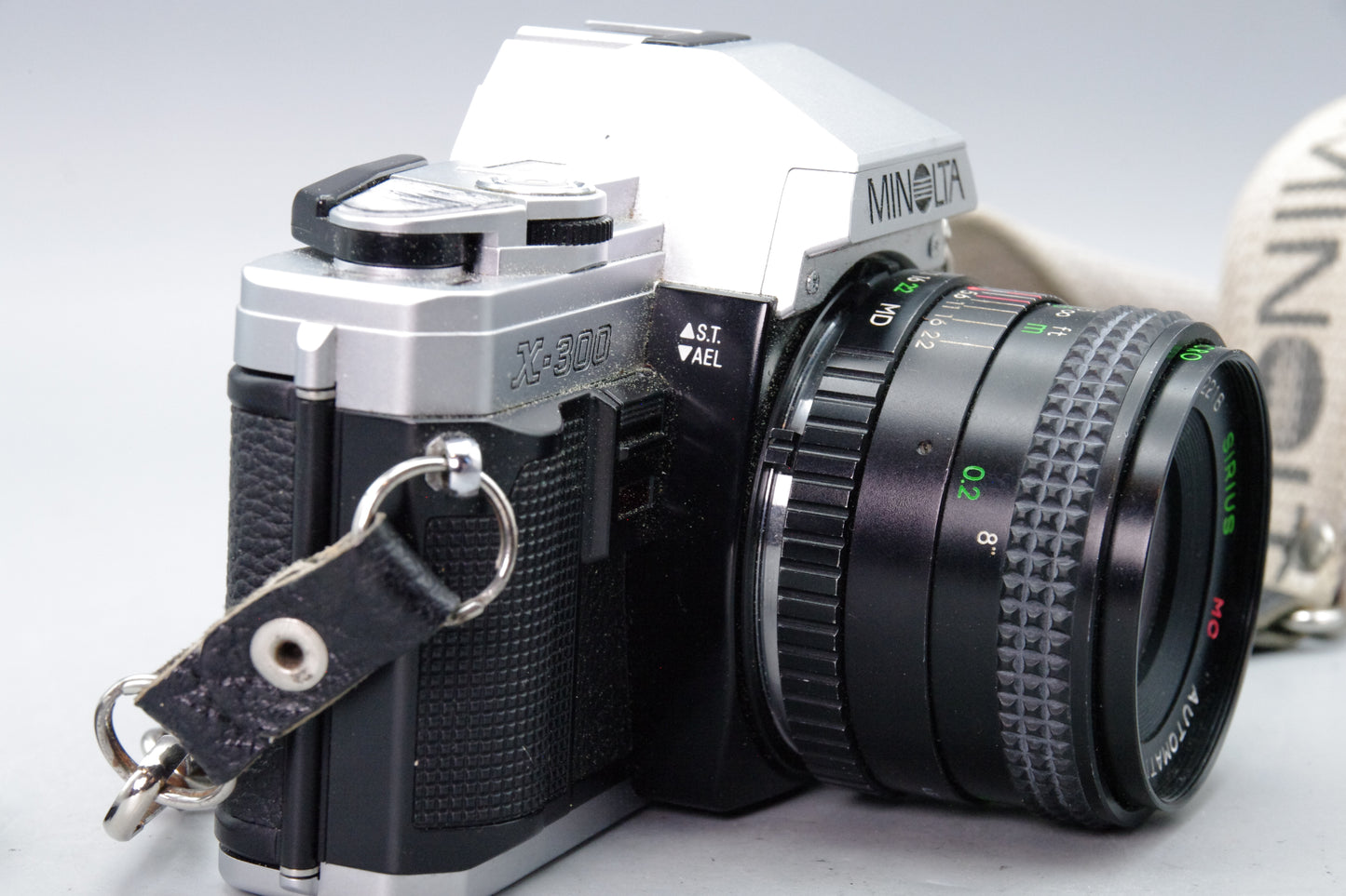 Minolta X‑300 35mm SLR with Sirius 28mm f/2.8 Lens – Tested & Working – Excellent