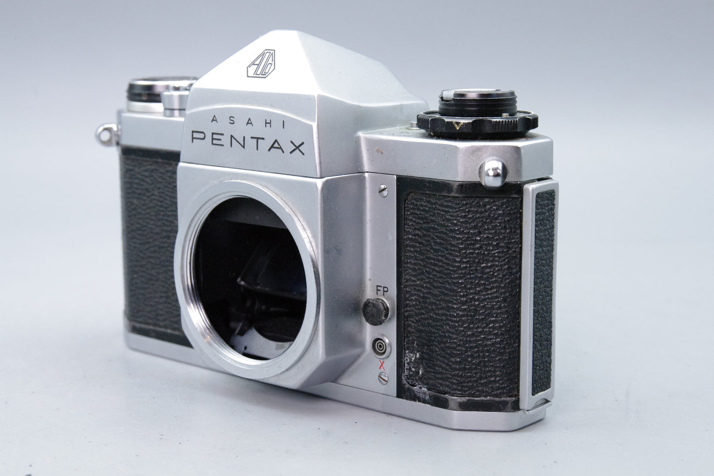 Pentax SV 35mm SLR Camera Body – Tested – Very Good Condition