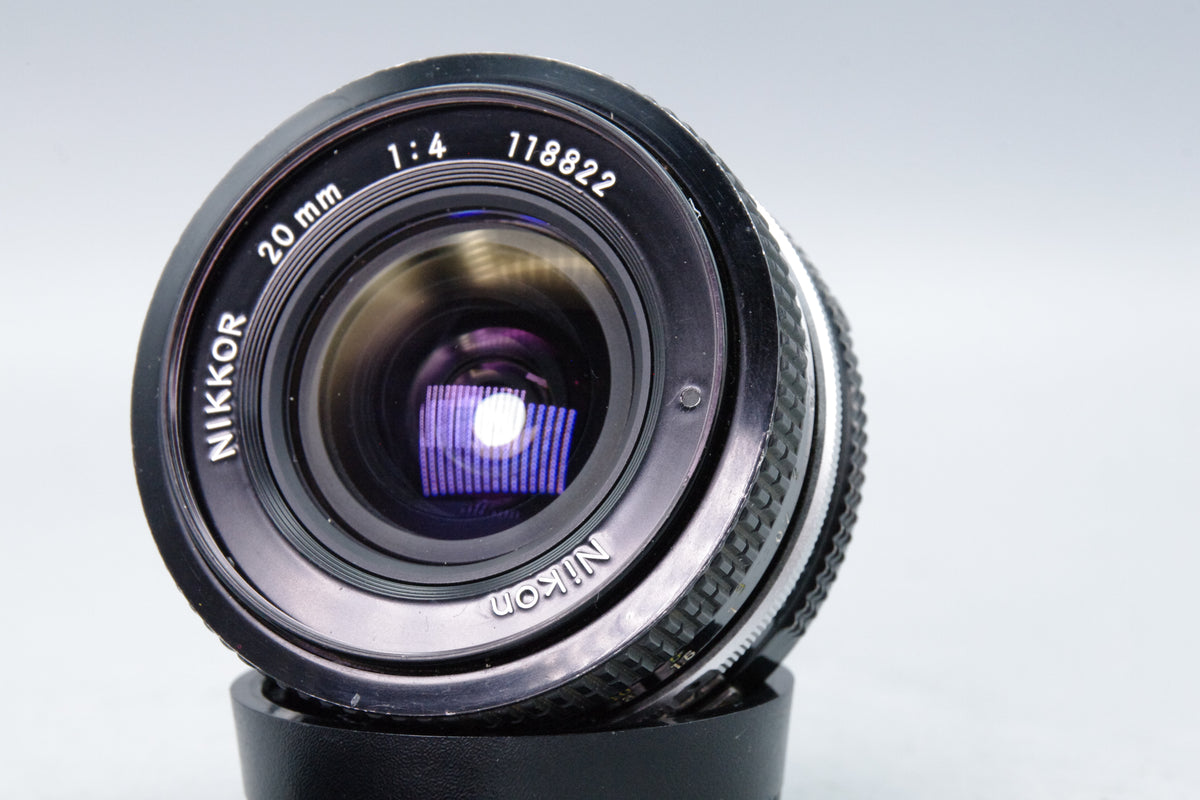 Nikon Nikkor 20mm f4 AI Ultra Wide Angle Prime Lens F Mount Caps Very Good
