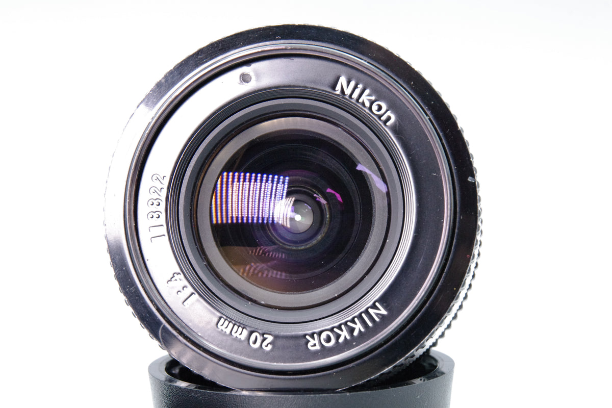 Nikon Nikkor 20mm f4 AI Ultra Wide Angle Prime Lens F Mount Caps Very Good
