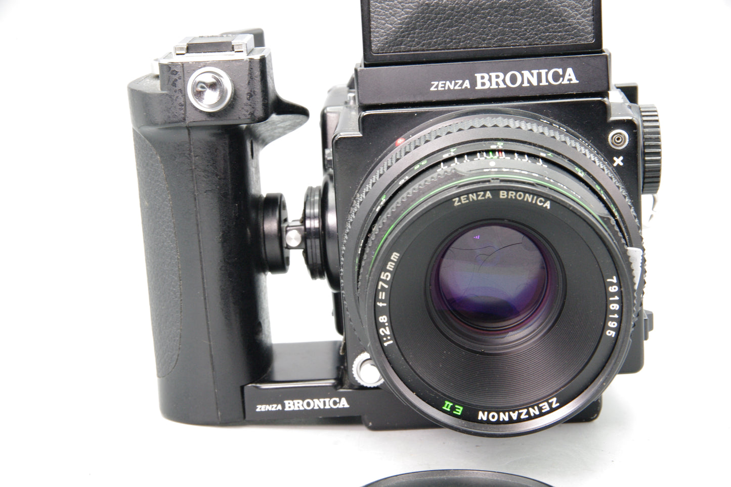 Bronica ETRS Camera with 75mm f/2.8 EII Lens, WLF and Pistol Grip