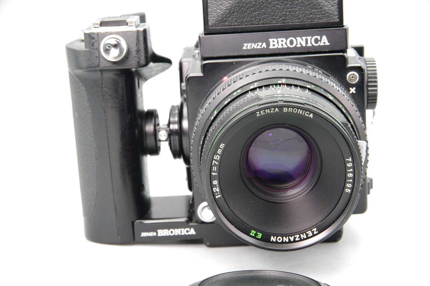 Bronica ETRS Camera with 75mm f/2.8 EII Lens, WLF and Pistol Grip